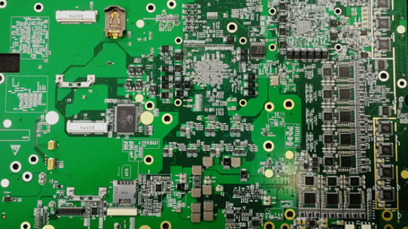 SMT貼片加工的設(shè)備有哪些，裸手操作有什么影響？-上海PCB抄板-SMT貼片加工